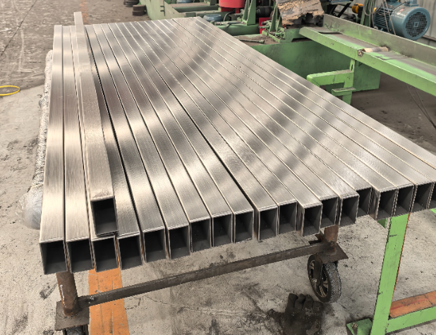 黑龙江方管 矩形管 无缝方管生产厂家